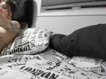 couple Sex With Jasmin Cam Girls On Chaturbate with issheawhore_