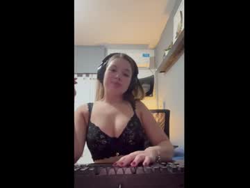 girl Sex With Jasmin Cam Girls On Chaturbate with eemilyyyy19
